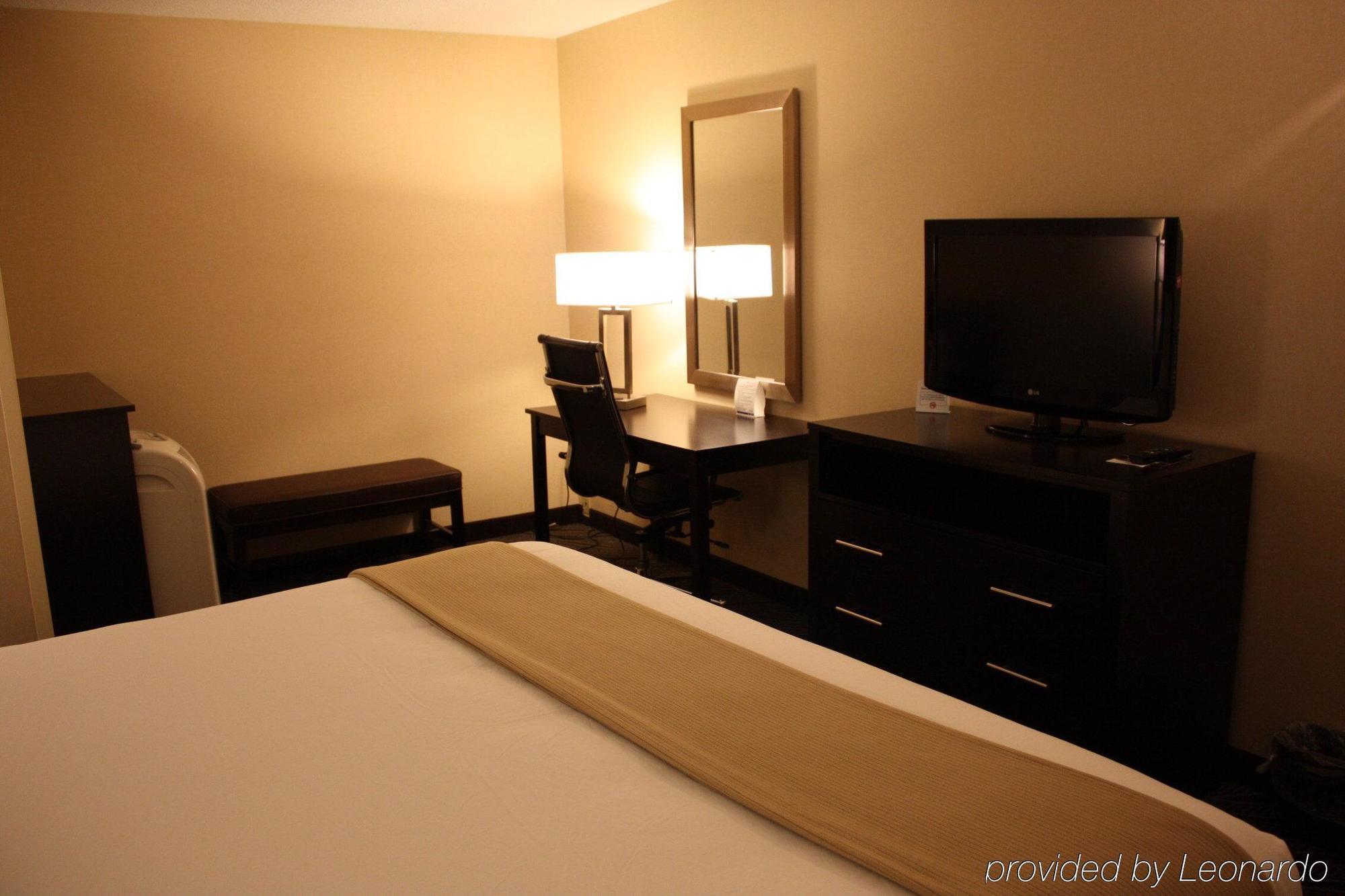 Holiday Inn Express - Ludlow - Chicopee Area By Ihg Kültér fotó